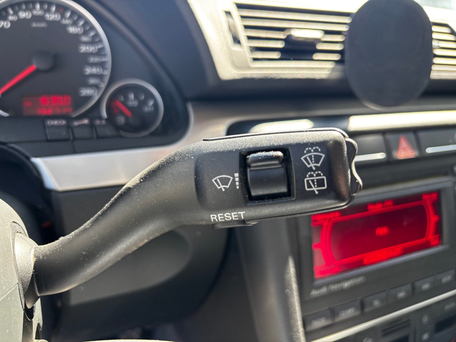 AUDI A4 Sline Série 2 Phase 2 Avant Quattro 2.0 TFSi 16V 200cv Boîte auto