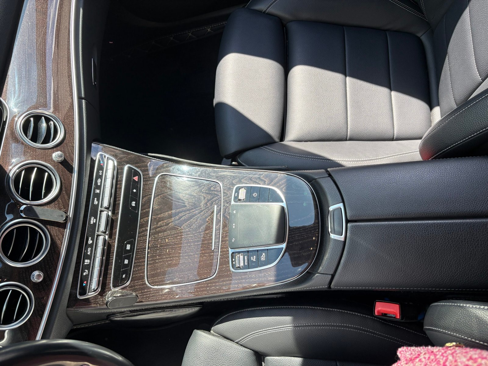 Mer des classe E 300E finition avant garde Line 320 ch
