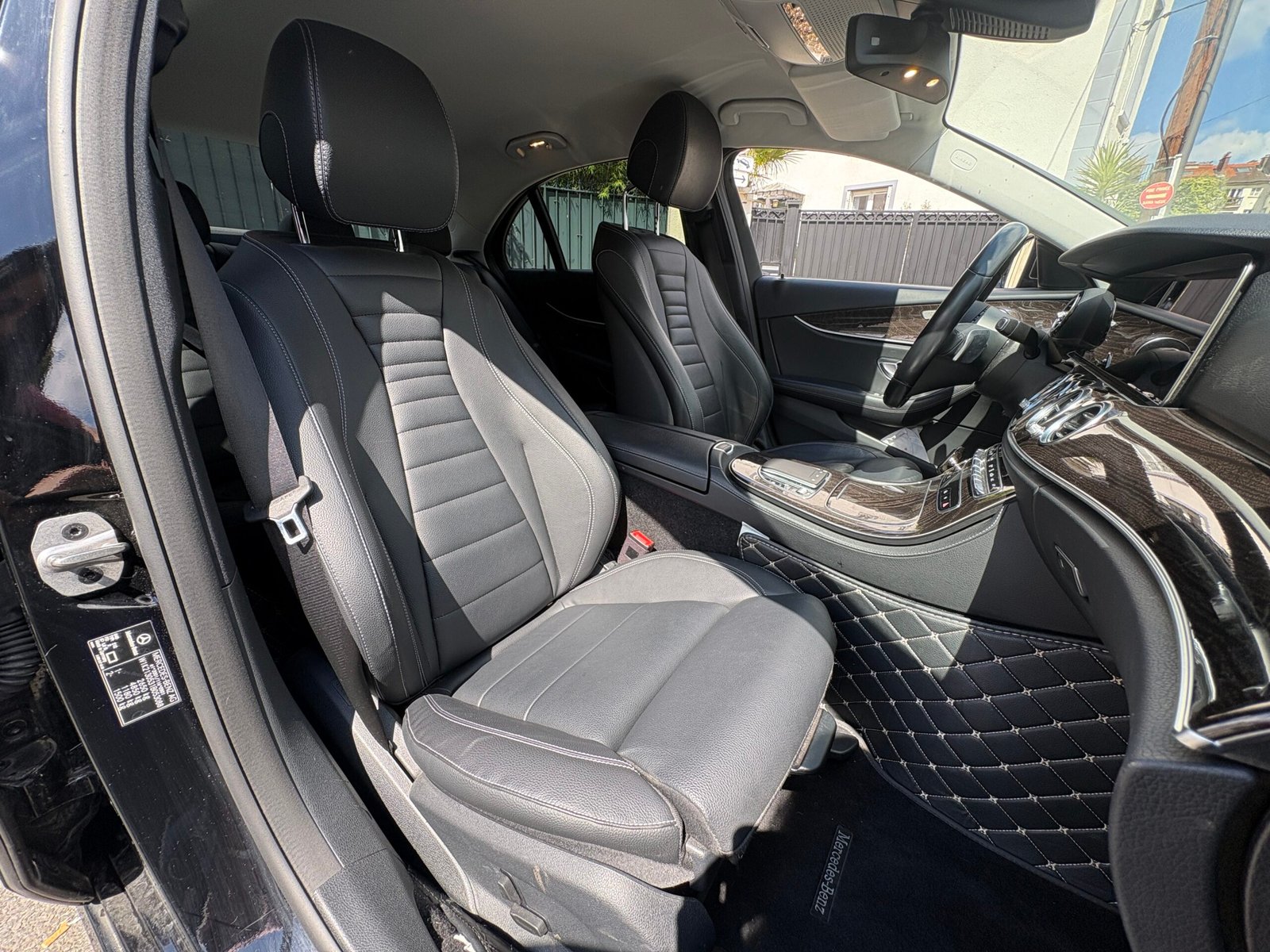 Mer des classe E 300E finition avant garde Line 320 ch
