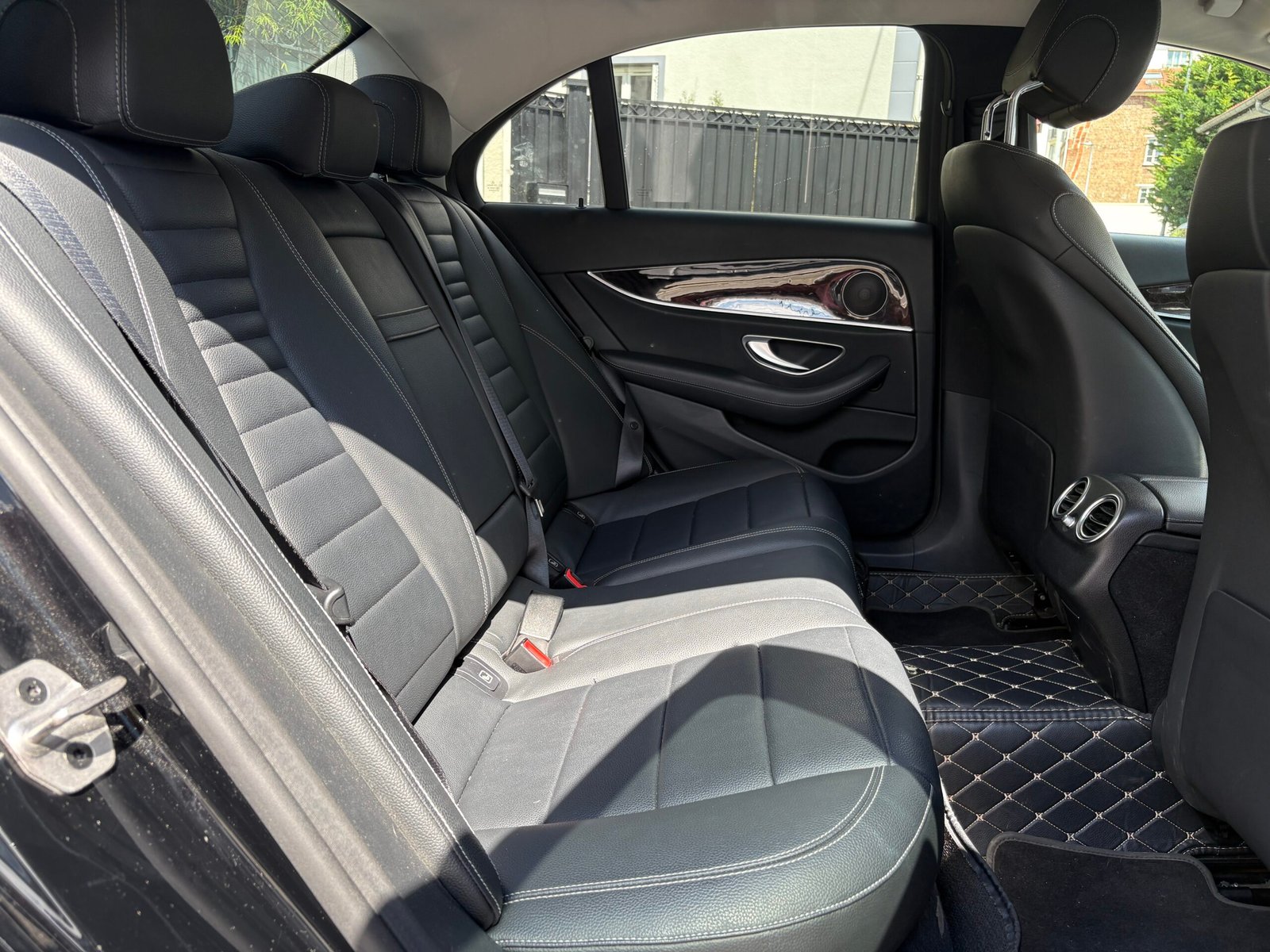 Mer des classe E 300E finition avant garde Line 320 ch