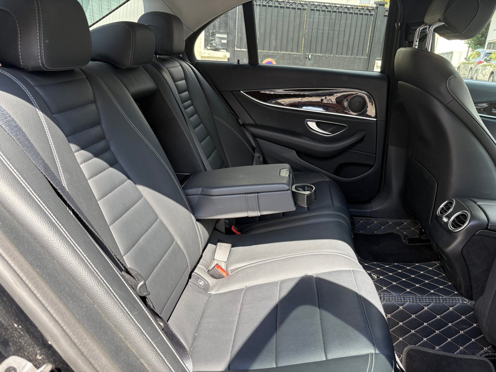 Mer des classe E 300E finition avant garde Line 320 ch