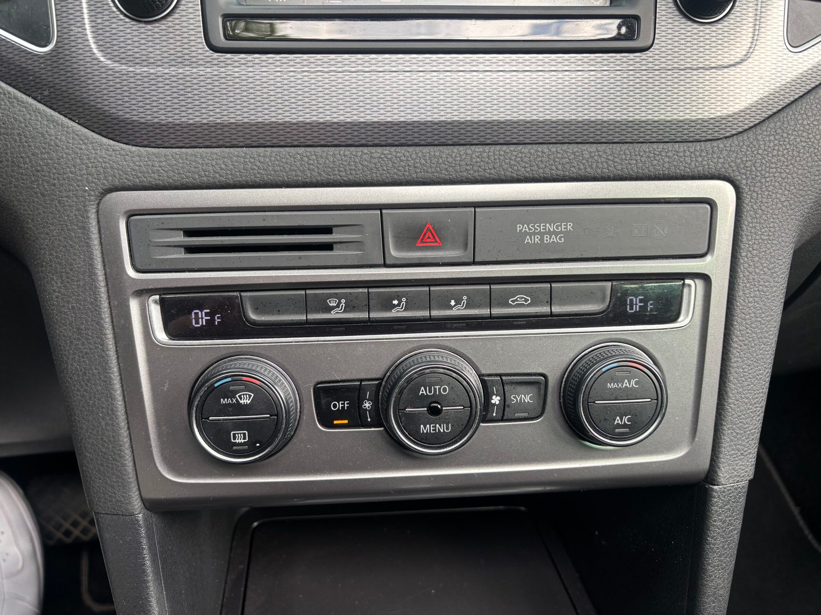 VOLKSWAGEN Golf VII Sportsvan 1.4 TSI DSG7 125 cv LOUNGE
