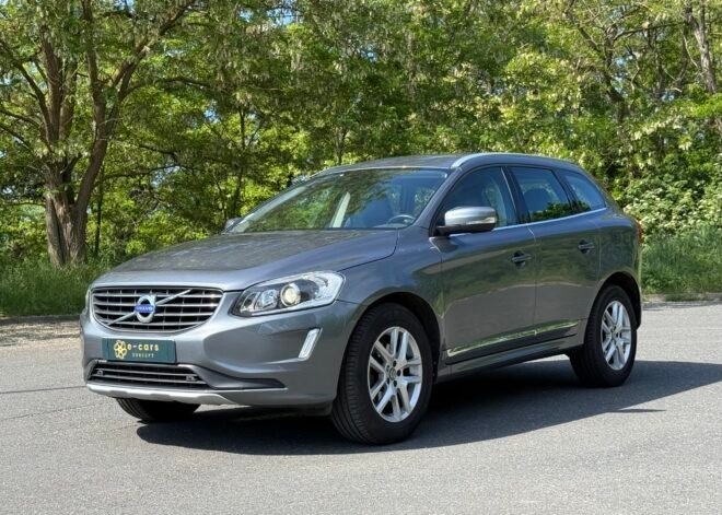 VOLVO XC60 (phase 2) D4 Geartronic 8 190 ch « Summum »