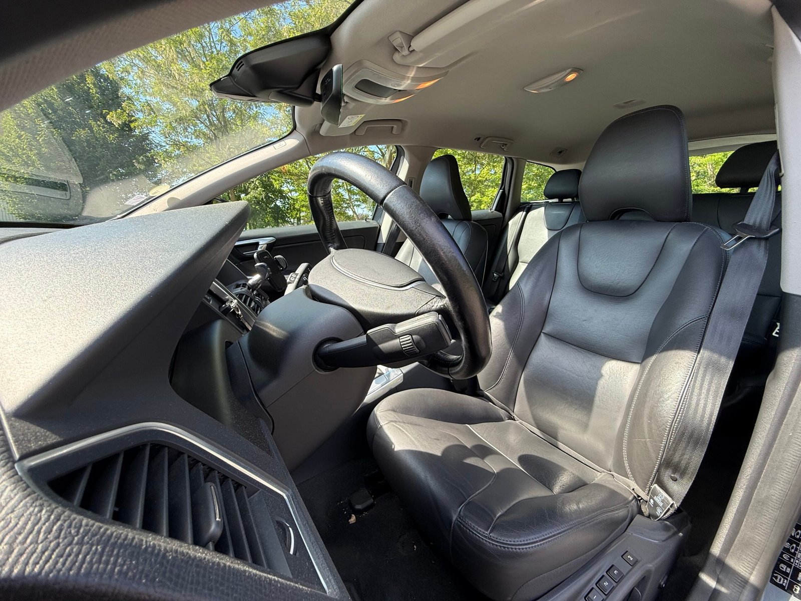 VOLVO XC60 (phase 2) D4 Geartronic 8 190 ch « Summum »