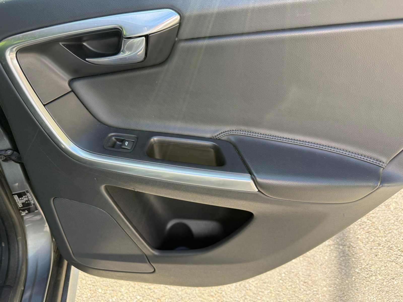 VOLVO XC60 (phase 2) D4 Geartronic 8 190 ch « Summum »