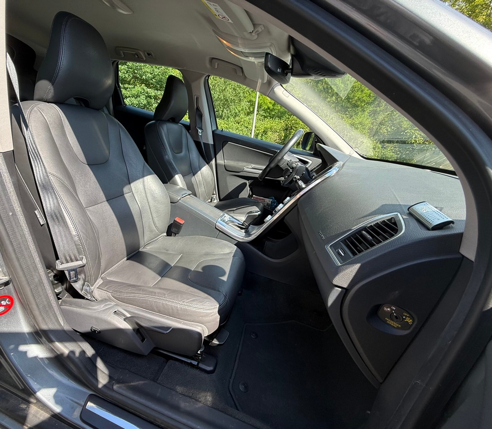 VOLVO XC60 (phase 2) D4 Geartronic 8 190 ch « Summum »