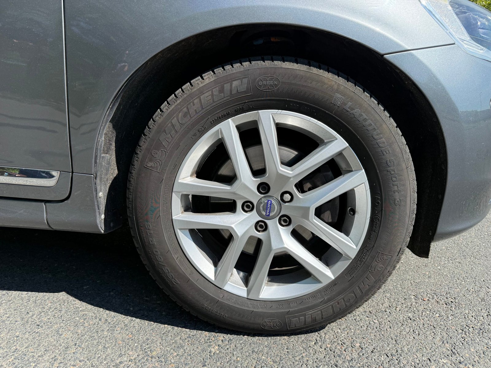 VOLVO XC60 (phase 2) D4 Geartronic 8 190 ch « Summum »