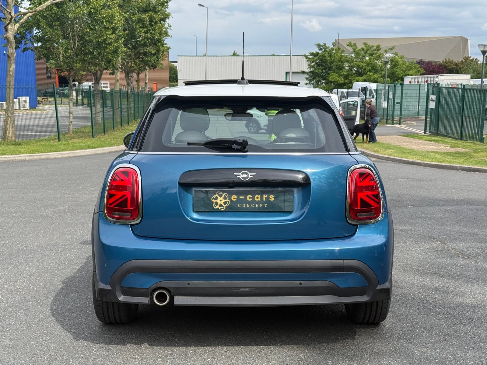 MINI Cooper 1.5 DCT7 136 ch 5 portes « Yours »