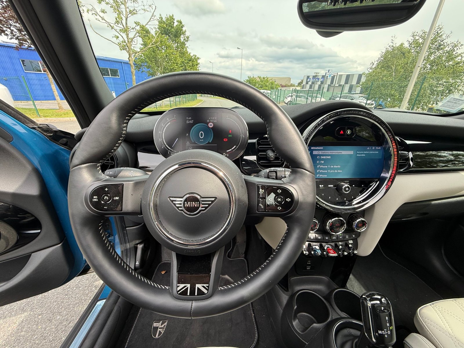 MINI Cooper 1.5 DCT7 136 ch 5 portes « Yours »