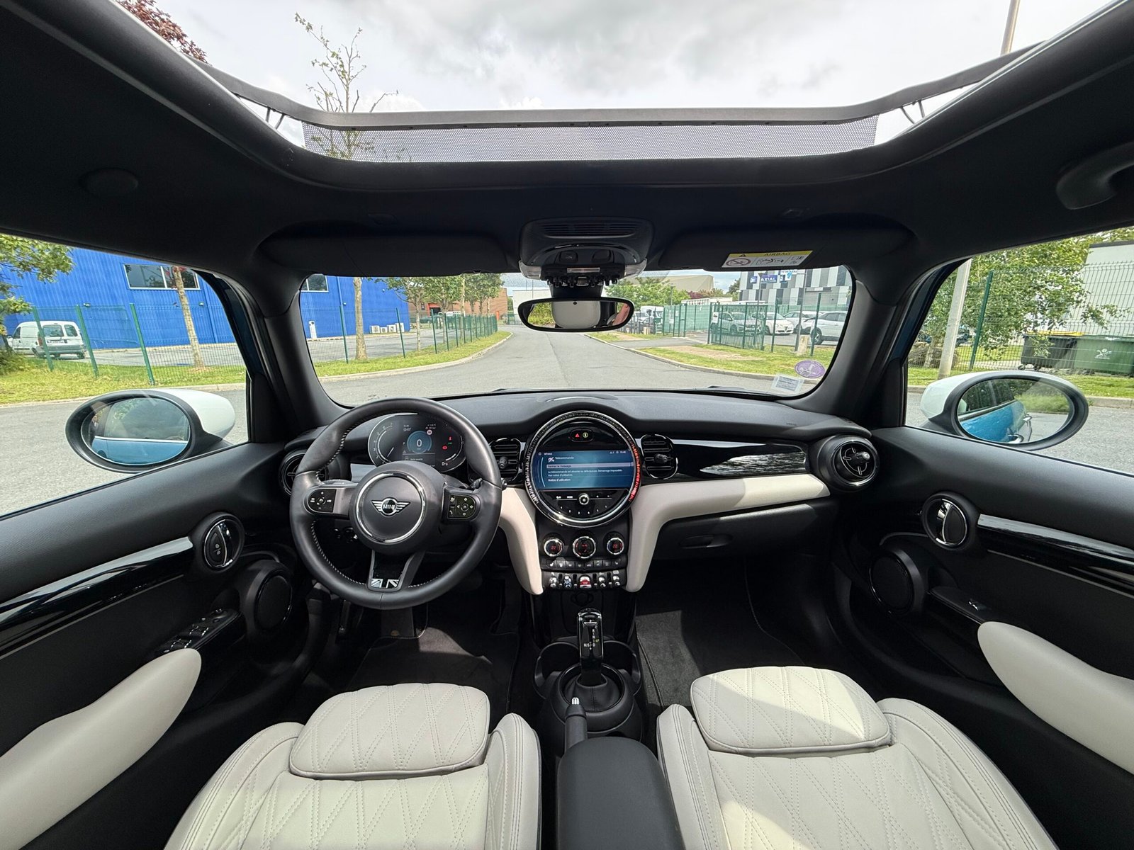 MINI Cooper 1.5 DCT7 136 ch 5 portes « Yours »