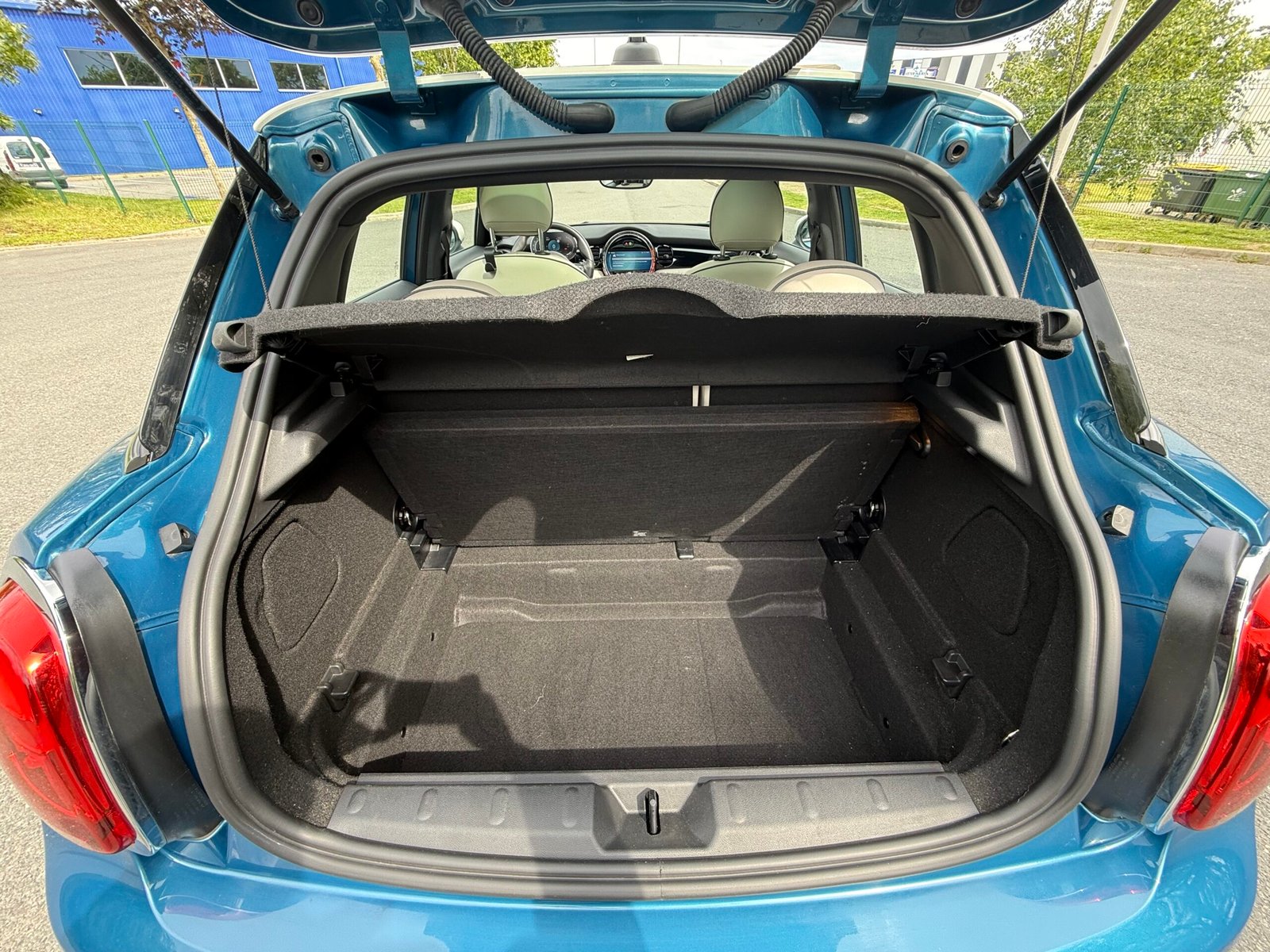 MINI Cooper 1.5 DCT7 136 ch 5 portes « Yours »