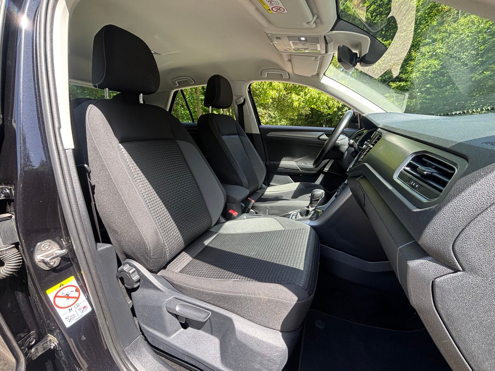 VOLKSWAGEN T-Roc 1.5 TSI DSG7 150 ACTIVE