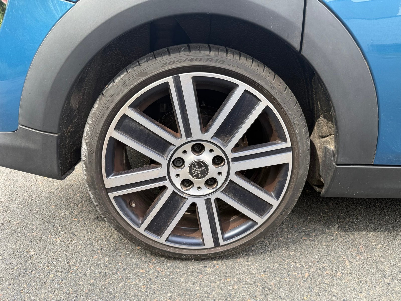MINI Cooper 1.5 DCT7 136 ch 5 portes « Yours »