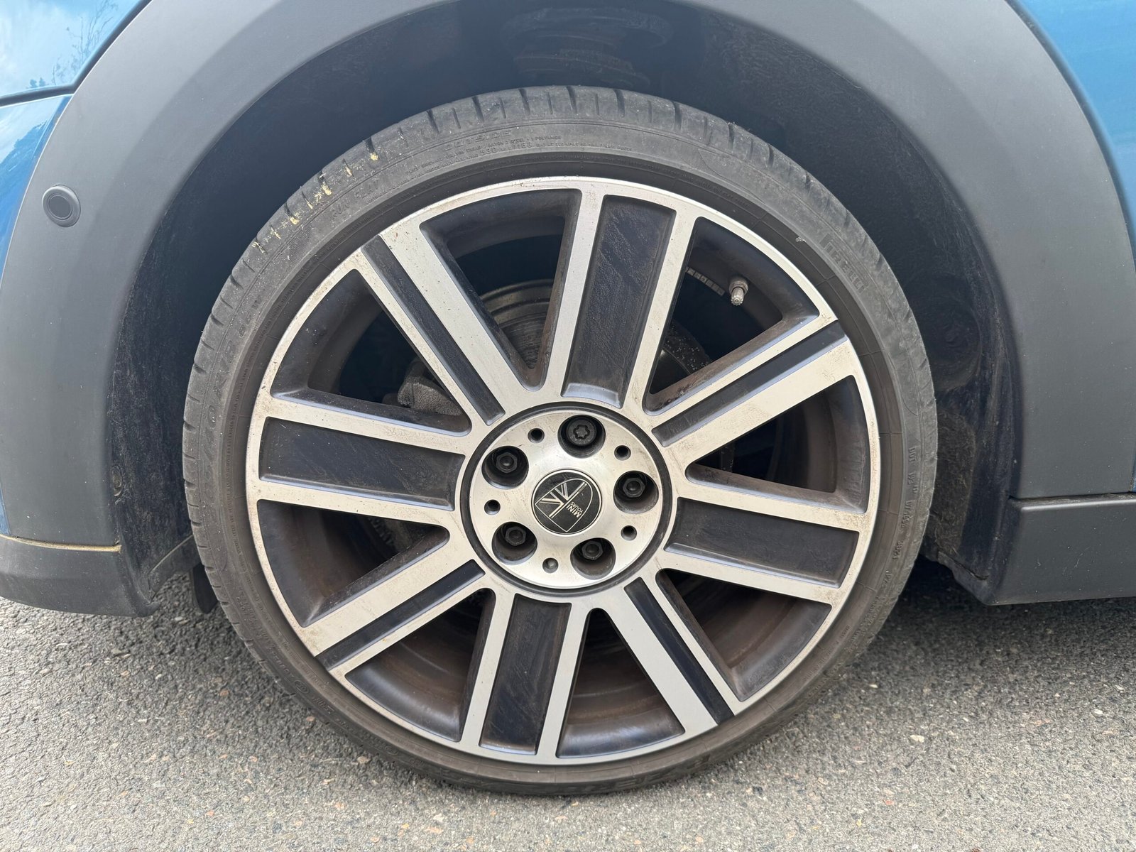 MINI Cooper 1.5 DCT7 136 ch 5 portes « Yours »