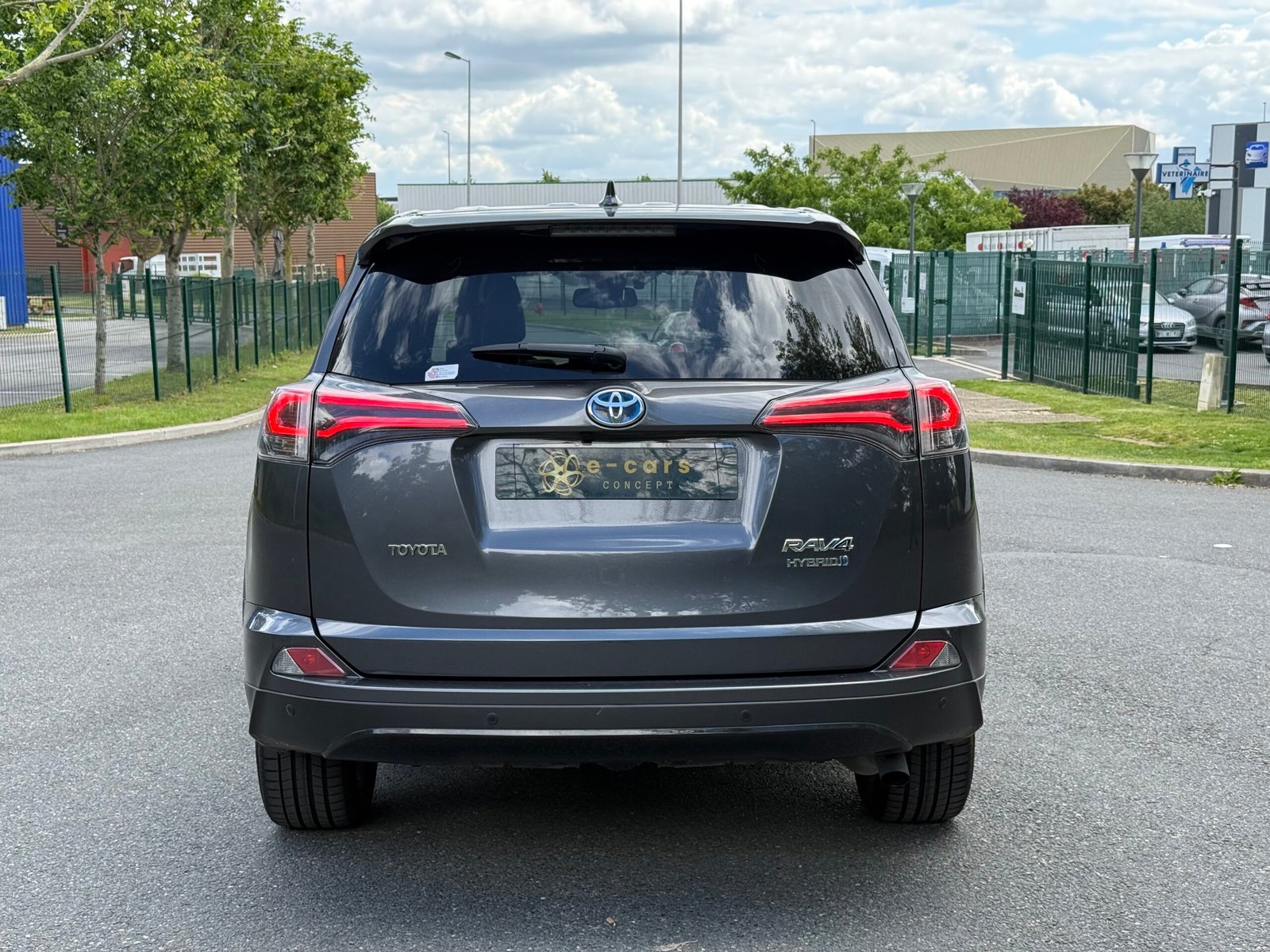 TOYOTA RAV4 IV phase 2 2.5 VVTi 197 Hybrid 4WD E-CVT 155CH « BLACK EDITION »