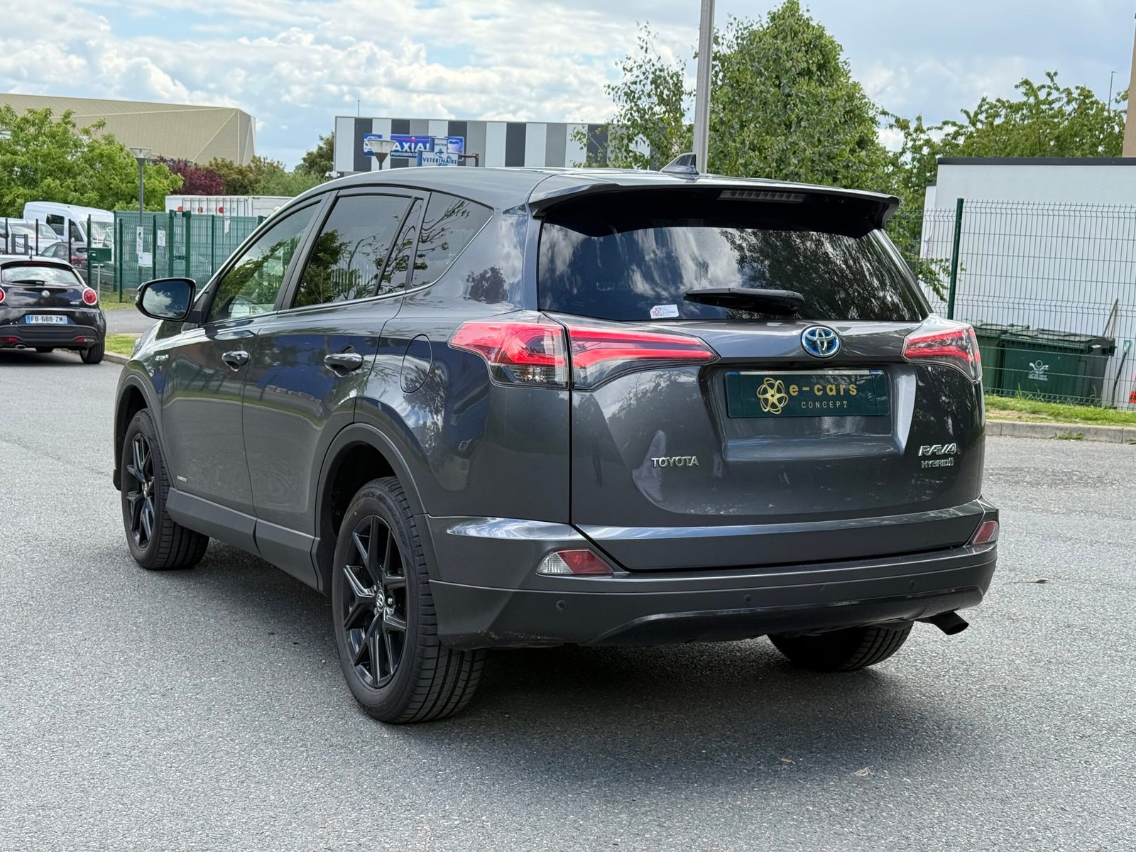 TOYOTA RAV4 IV phase 2 2.5 VVTi 197 Hybrid 4WD E-CVT 155CH « BLACK EDITION »