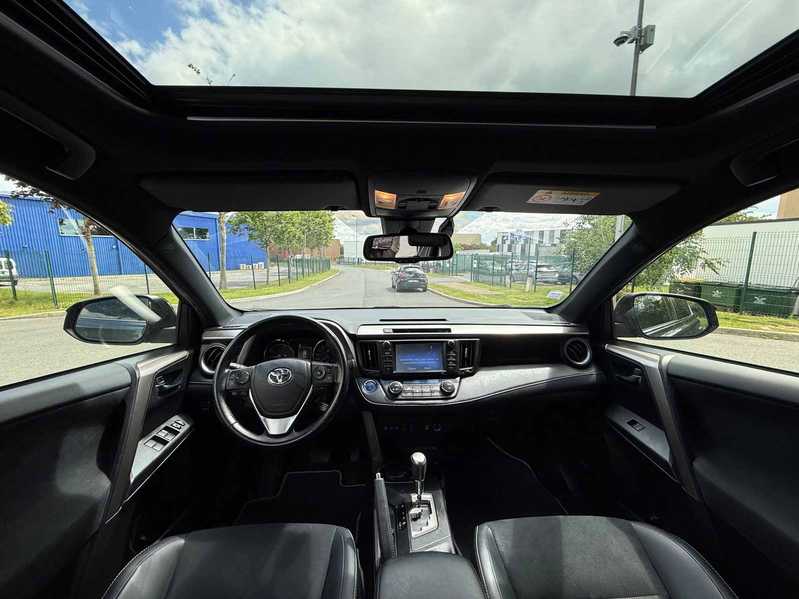 TOYOTA RAV4 IV phase 2 2.5 VVTi 197 Hybrid 4WD E-CVT 155CH « BLACK EDITION »
