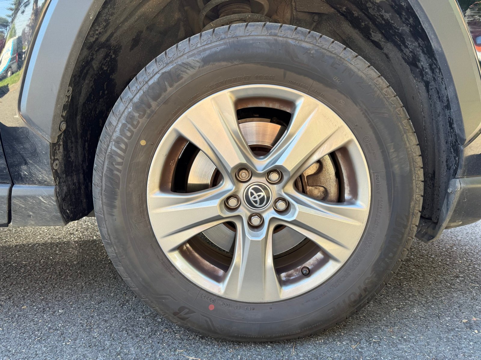 TOYOTA RAV4 2.5 VVT-iE 16V 218 Hybrid 2WD E-CVT 177 cv Boîte auto Dynamic Business ENTRETIEN FULL TOYOTA