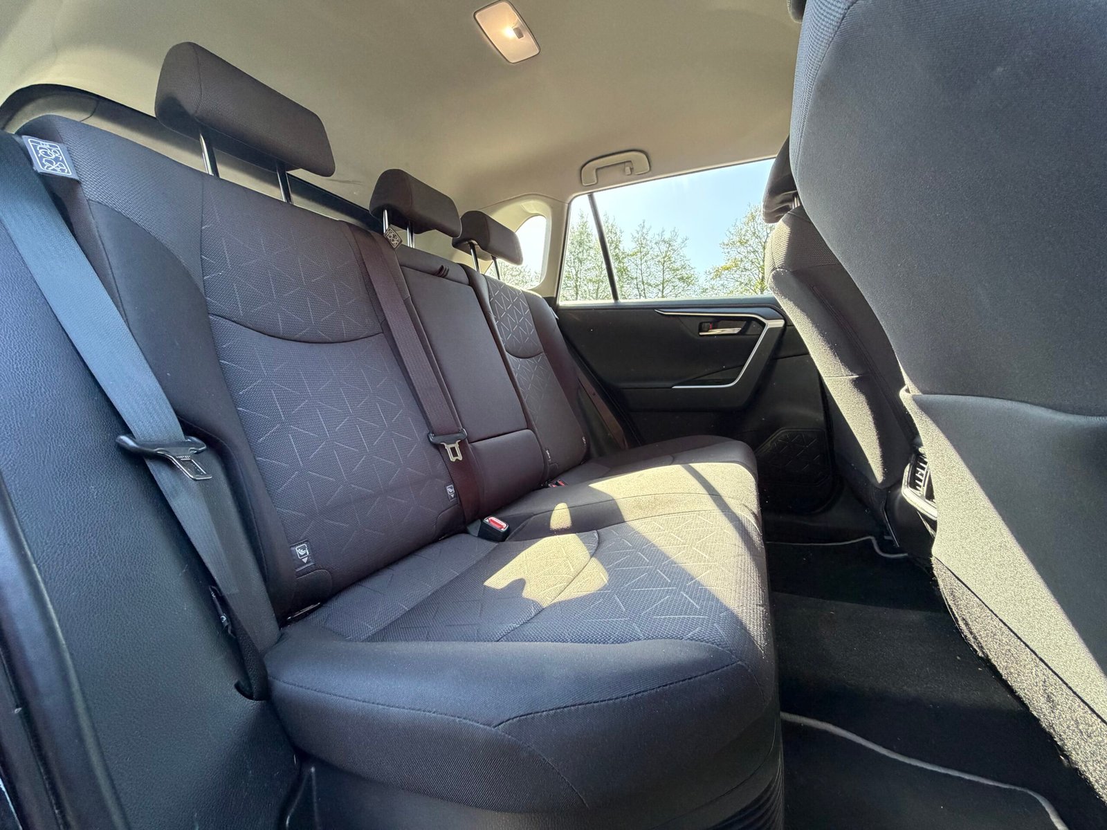 TOYOTA RAV4 2.5 VVT-iE 16V 218 Hybrid 2WD E-CVT 177 cv Boîte auto Dynamic Business ENTRETIEN FULL TOYOTA