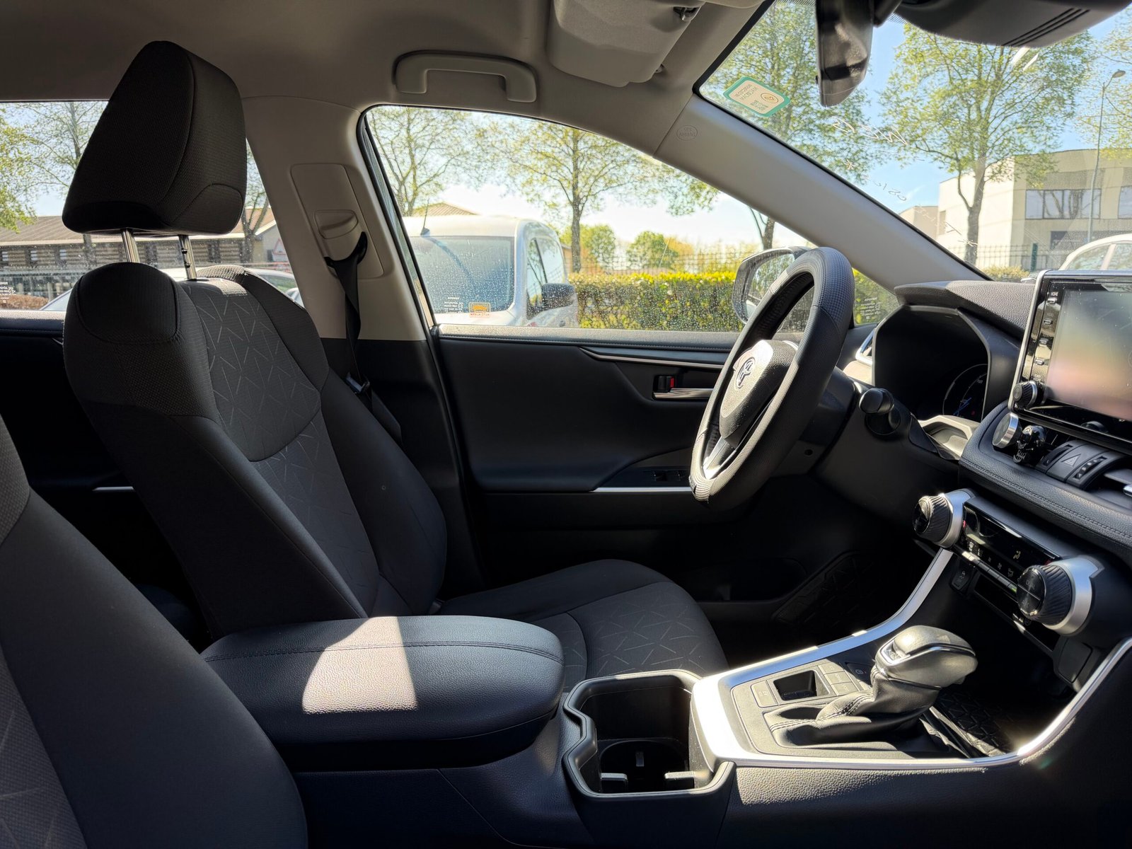 TOYOTA RAV4 2.5 VVT-iE 16V 218 Hybrid 2WD E-CVT 177 cv Boîte auto Dynamic Business ENTRETIEN FULL TOYOTA