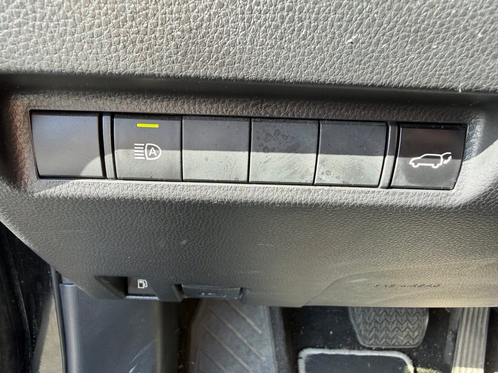 TOYOTA RAV4 2.5 VVT-iE 16V 218 Hybrid 2WD E-CVT 177 cv Boîte auto Dynamic Business ENTRETIEN FULL TOYOTA