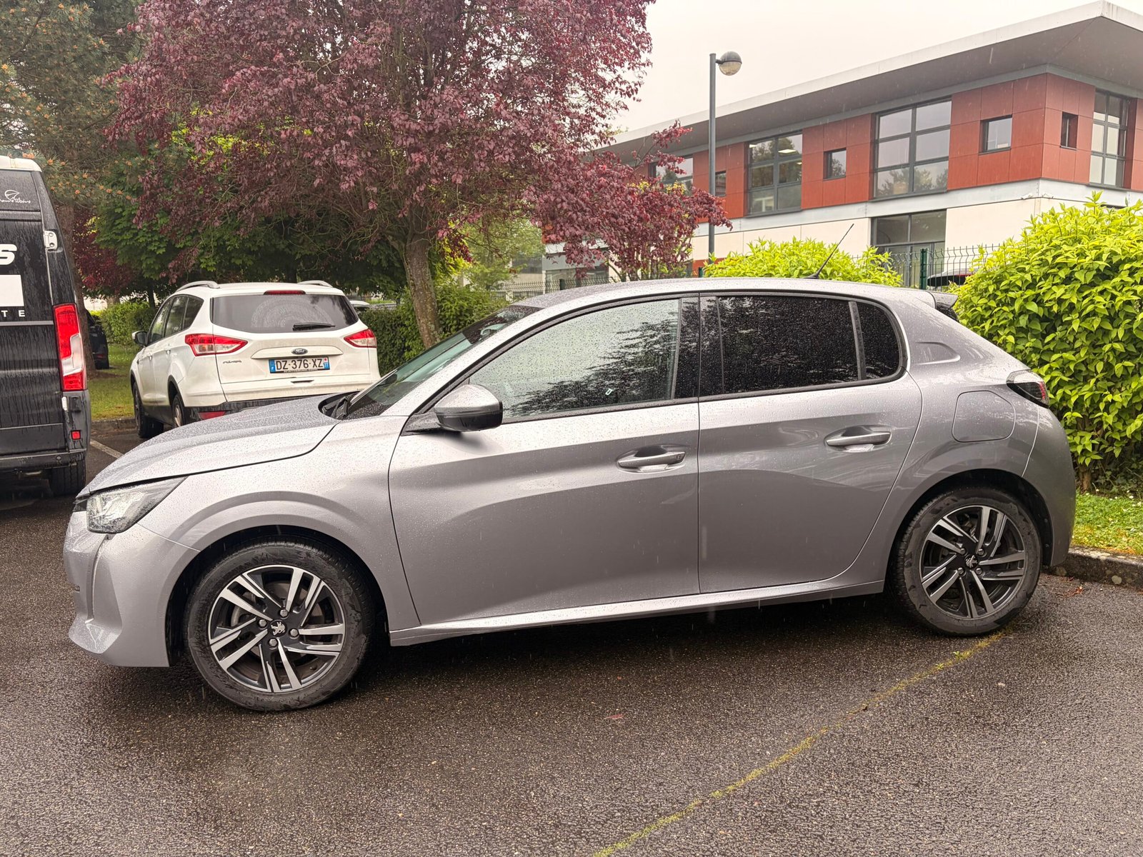 PEUGEOT 208 – II 5 Portes 1.2 PureTech 12V S&S 100 cv Allure