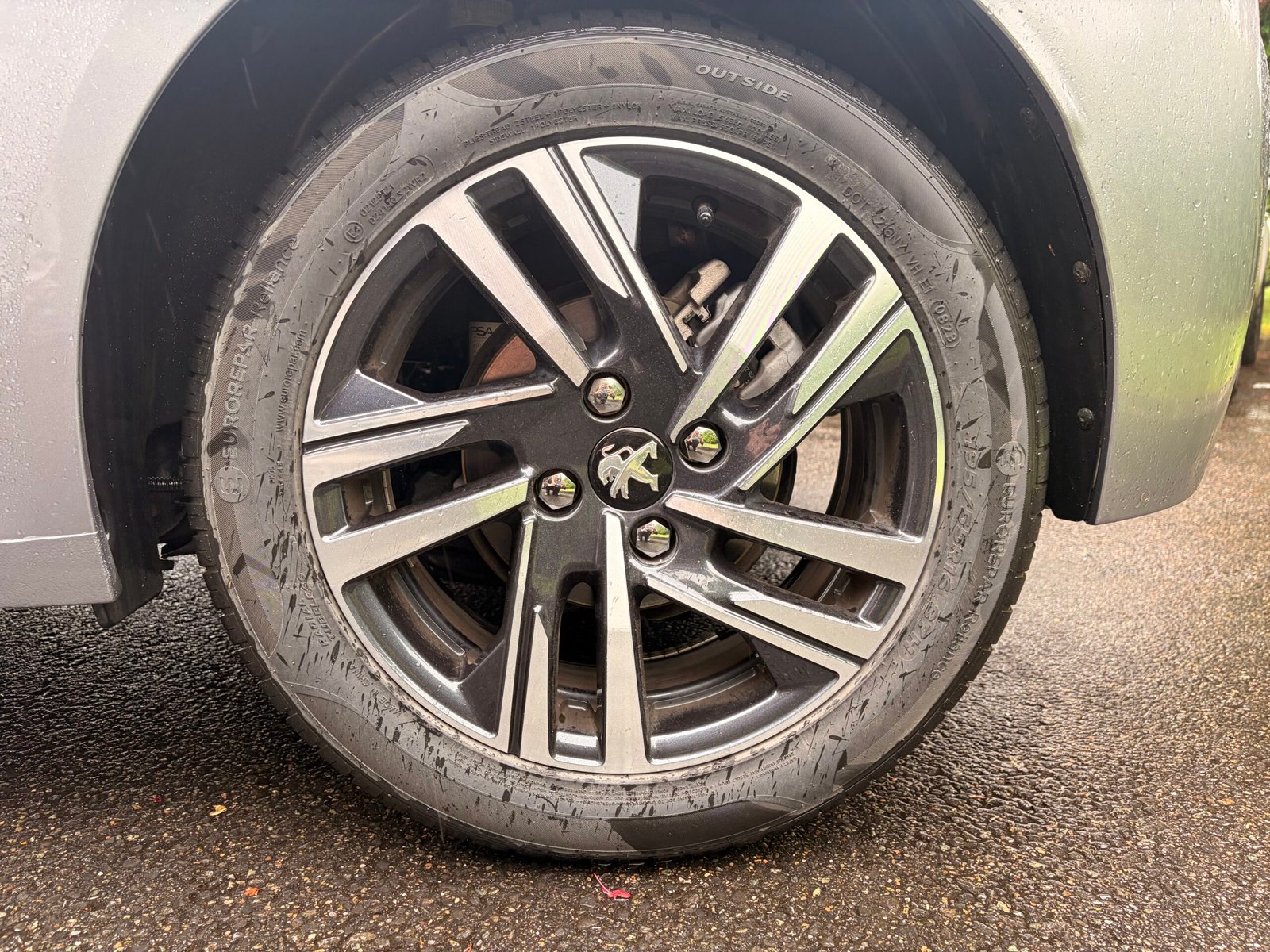 PEUGEOT 208 – II 5 Portes 1.2 PureTech 12V S&S 100 cv Allure