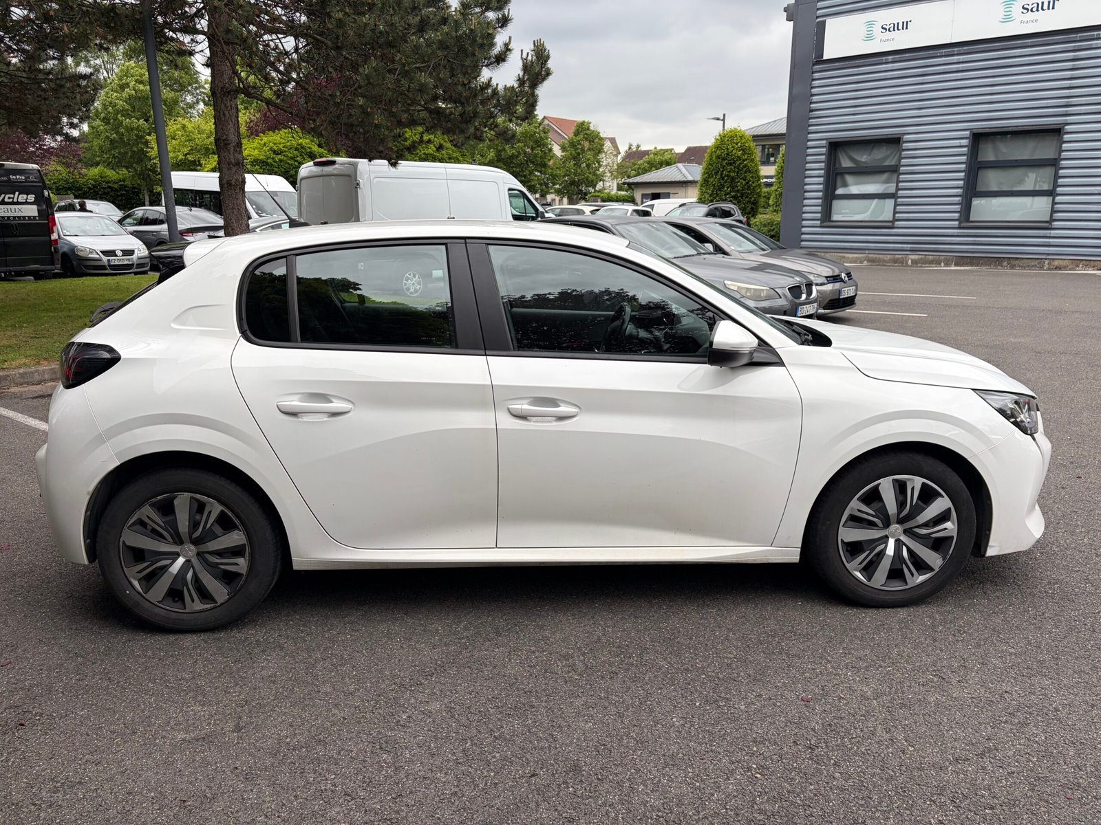 PEUGEOT 208 5 Portes 1.2 PureTech 12V S&S 75 cv Allure