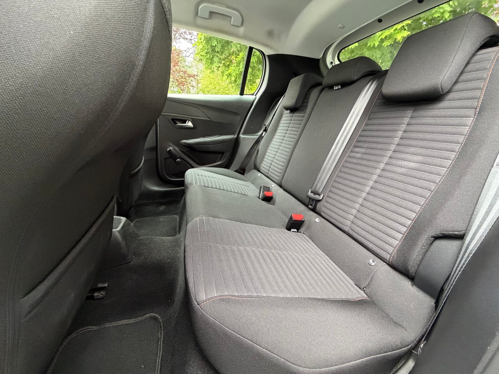 PEUGEOT 208 5 Portes 1.2 PureTech 12V S&S 75 cv Allure