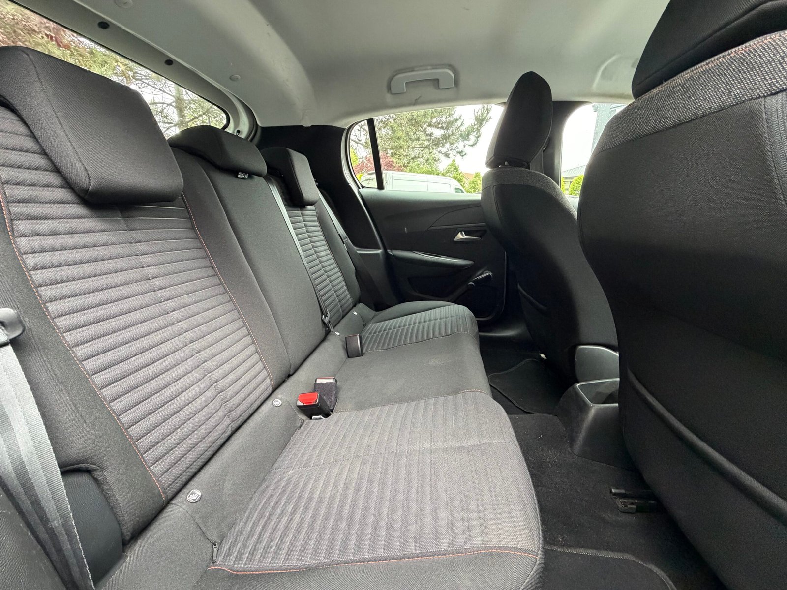 PEUGEOT 208 5 Portes 1.2 PureTech 12V S&S 75 cv Allure