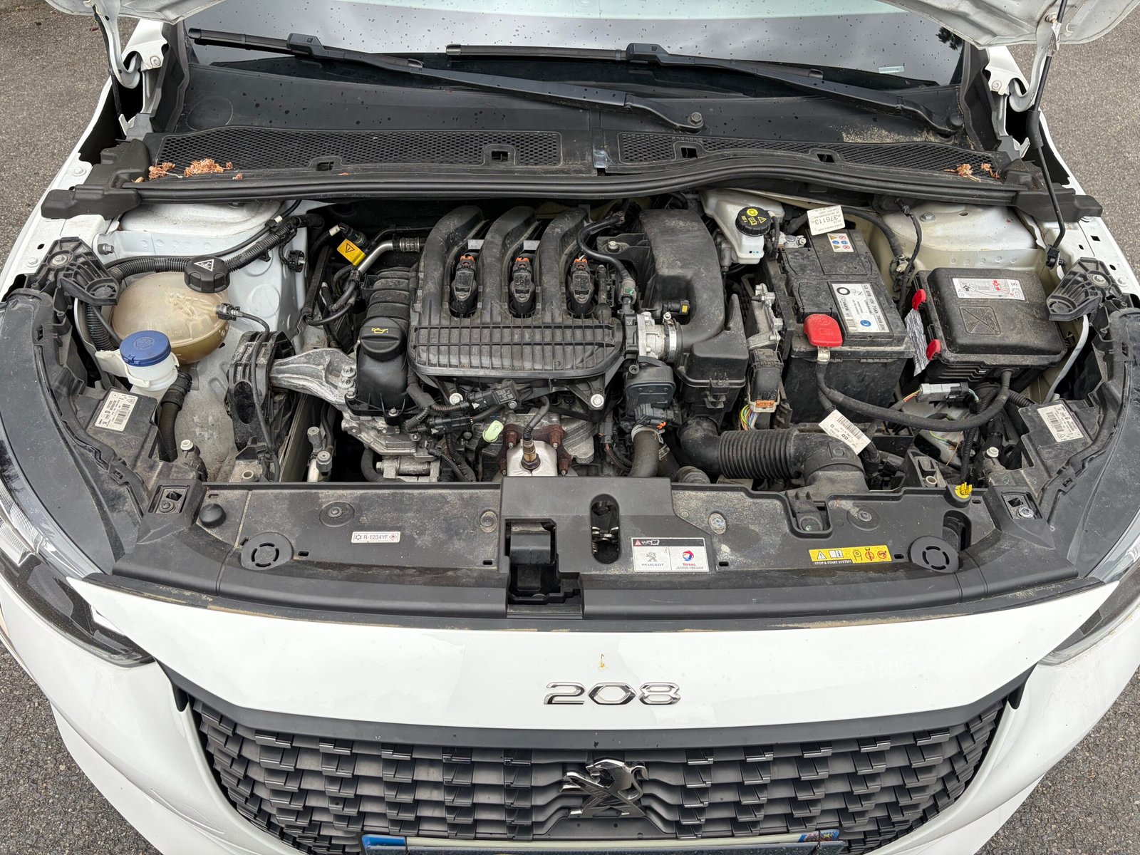 PEUGEOT 208 5 Portes 1.2 PureTech 12V S&S 75 cv Allure