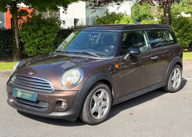 MINI MINI – 2 (R55) Clubman LCI Cooper 1.6 i 16V 122 cv Pack Chili