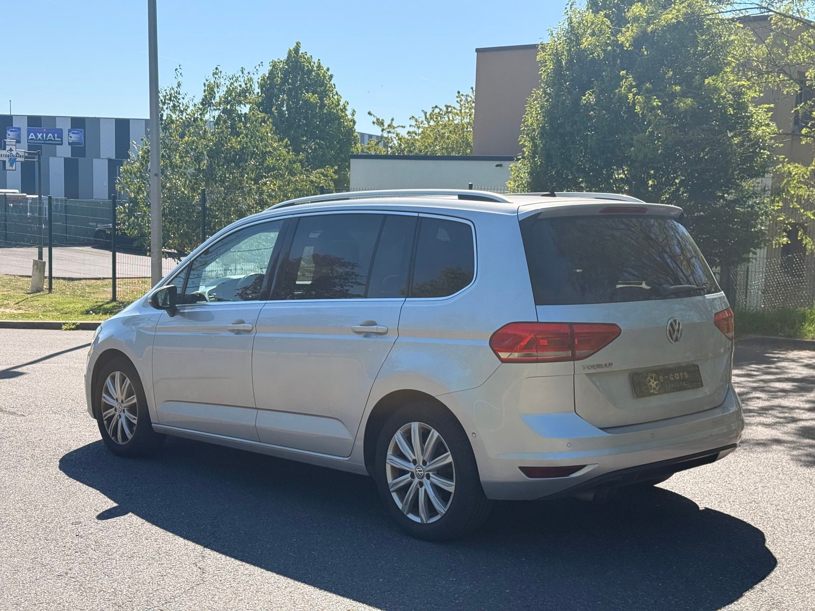 VOLKSWAGEN Touran II 1.4 TSI 150 cv / finition Carat