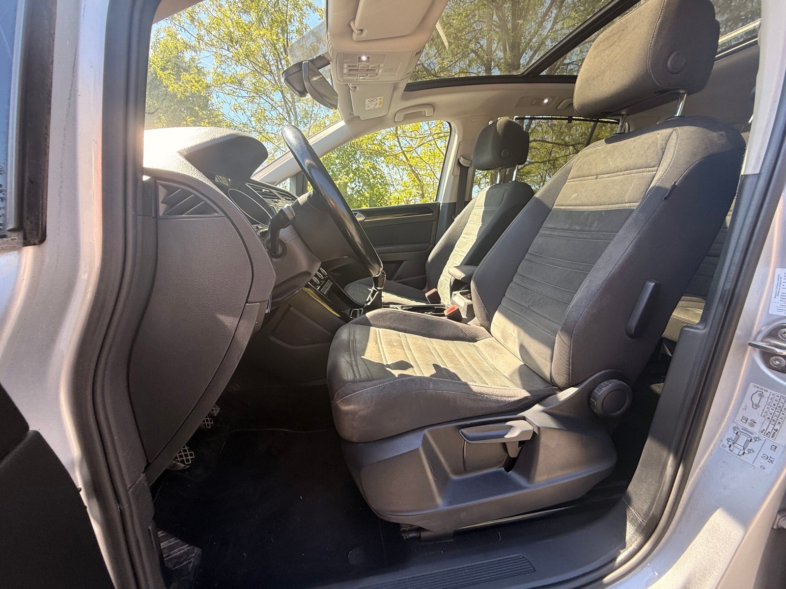 VOLKSWAGEN Touran II 1.4 TSI 150 cv / finition Carat
