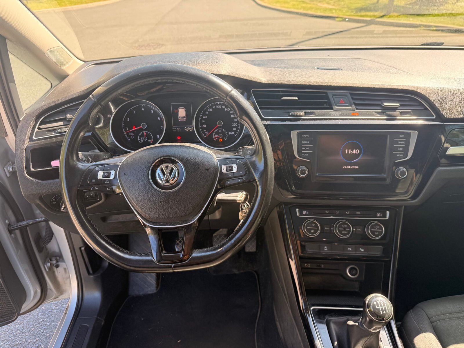 VOLKSWAGEN Touran II 1.4 TSI 150 cv / finition Carat
