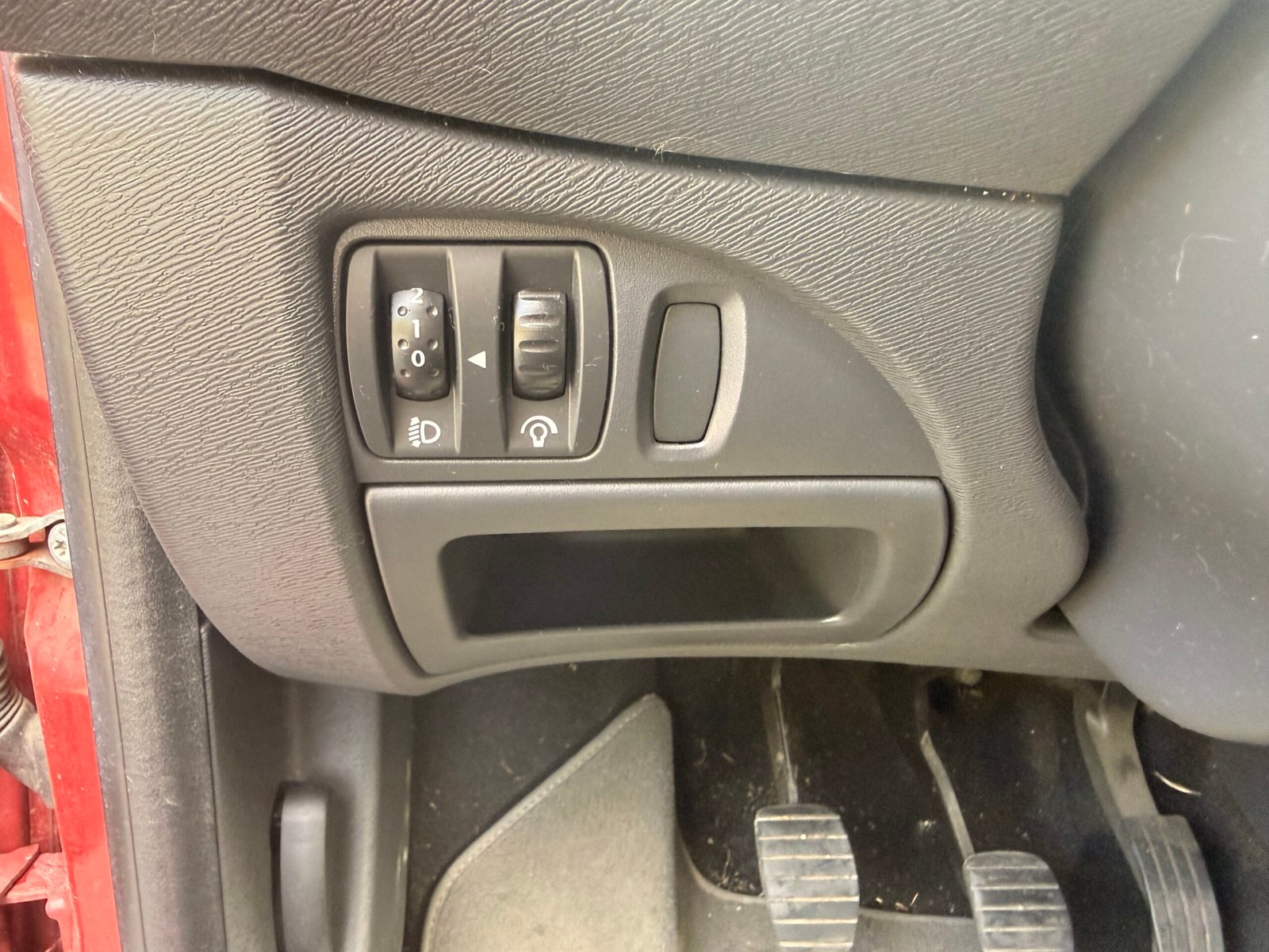 RENAULT Twingo II Ripcurl 1.2 i 75 cv