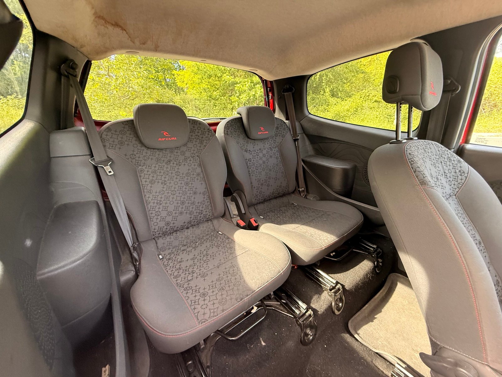 RENAULT Twingo II Ripcurl 1.2 i 75 cv