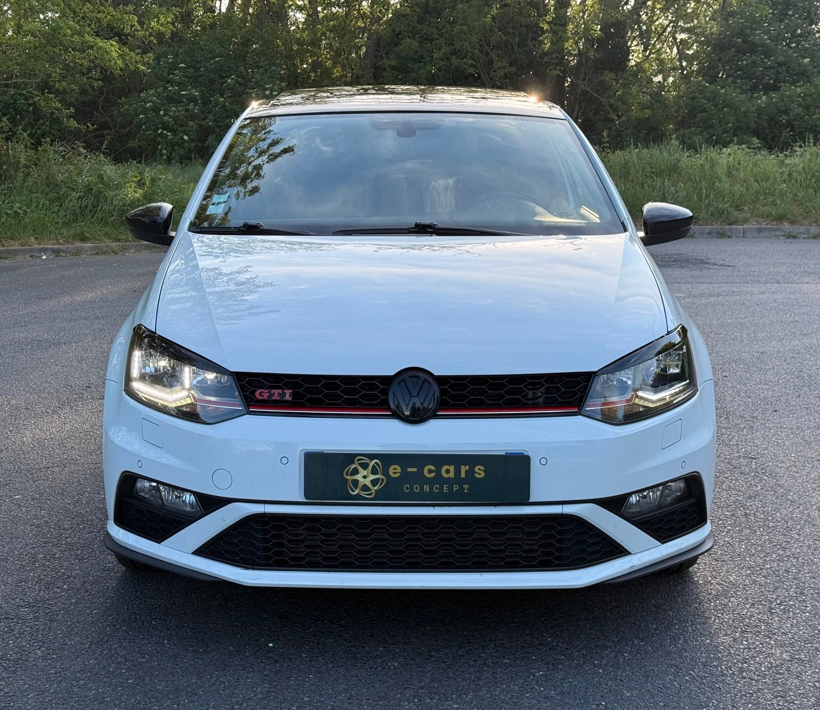 VOLKSWAGEN Polo V 3 portes Phase 2 GTI 1.8 TSI BlueMotion DSG7 192 cv