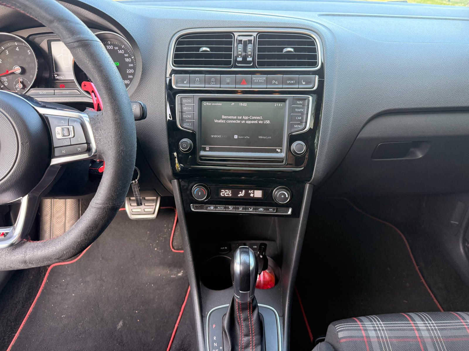 VOLKSWAGEN Polo V 3 portes Phase 2 GTI 1.8 TSI BlueMotion DSG7 192 cv