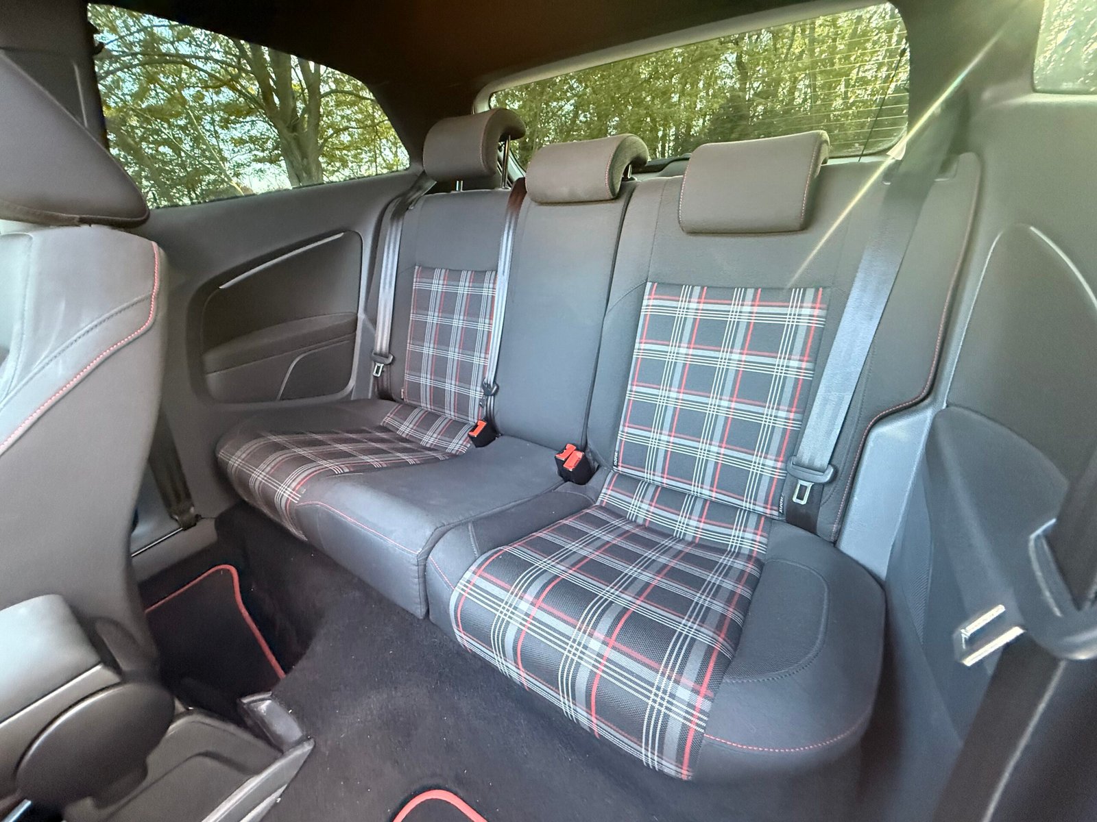 VOLKSWAGEN Polo V 3 portes Phase 2 GTI 1.8 TSI BlueMotion DSG7 192 cv