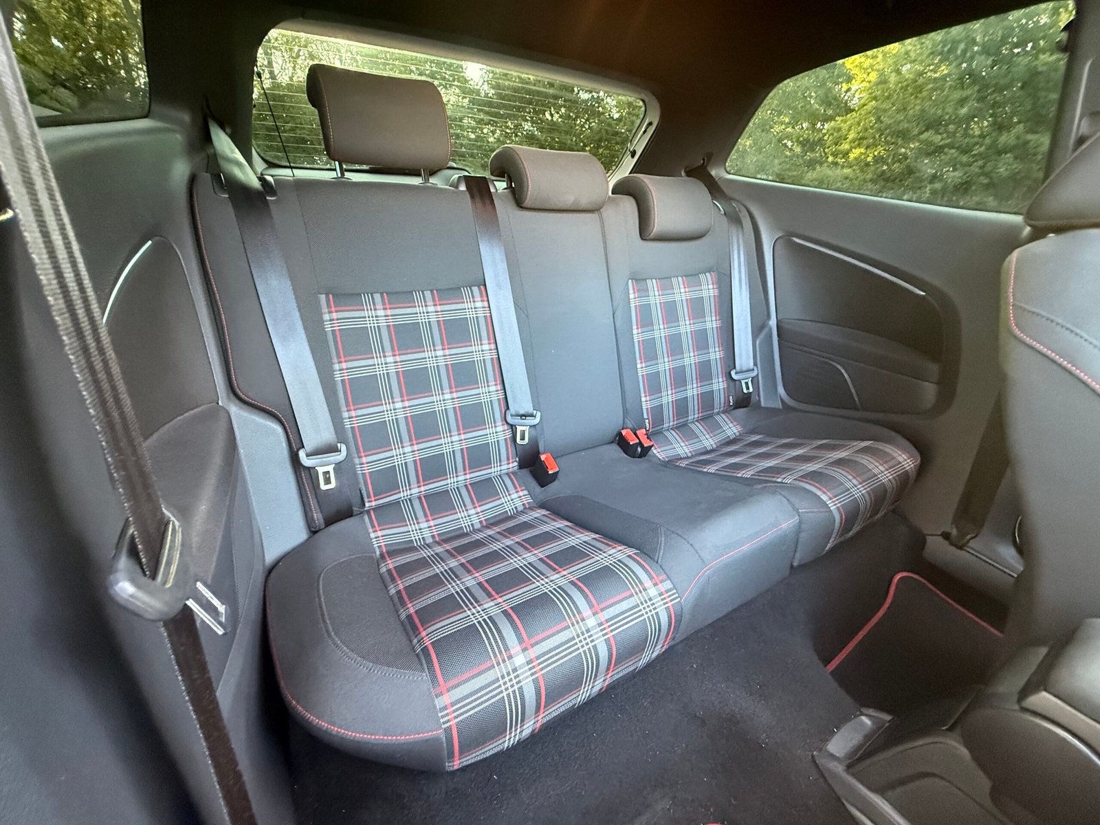VOLKSWAGEN Polo V 3 portes Phase 2 GTI 1.8 TSI BlueMotion DSG7 192 cv