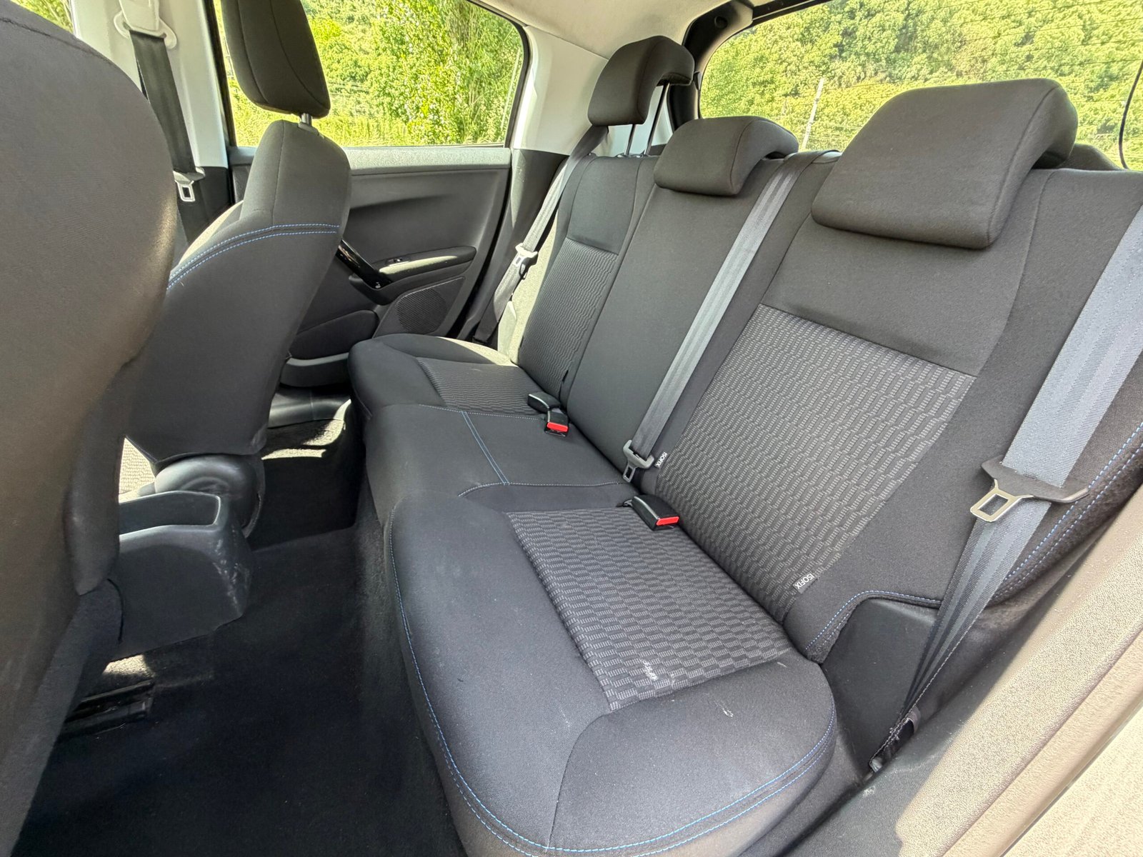 Peugeot 208 « Signature » 1,2 vti 82ch
