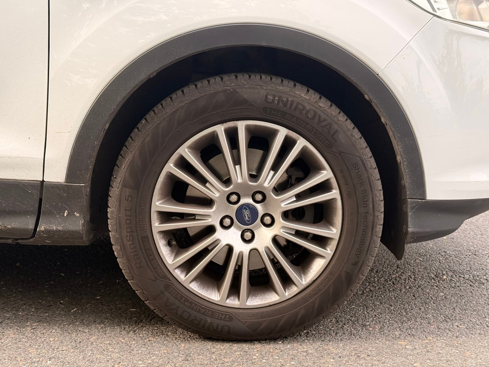 FORD Kuga II 2.0 TDCi 4×2 140 cv « Titanium »