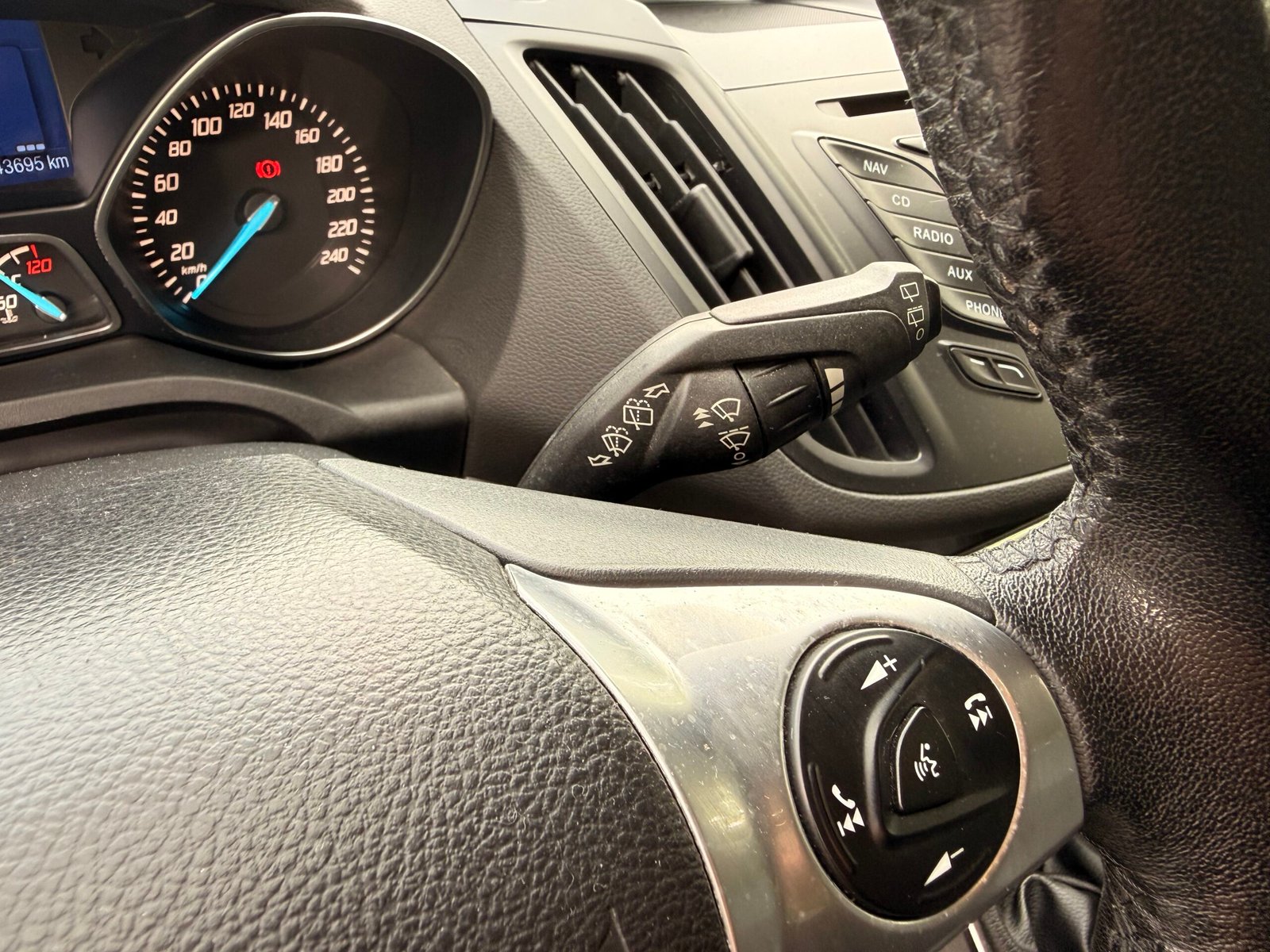 FORD Kuga II 2.0 TDCi 4×2 140 cv « Titanium »
