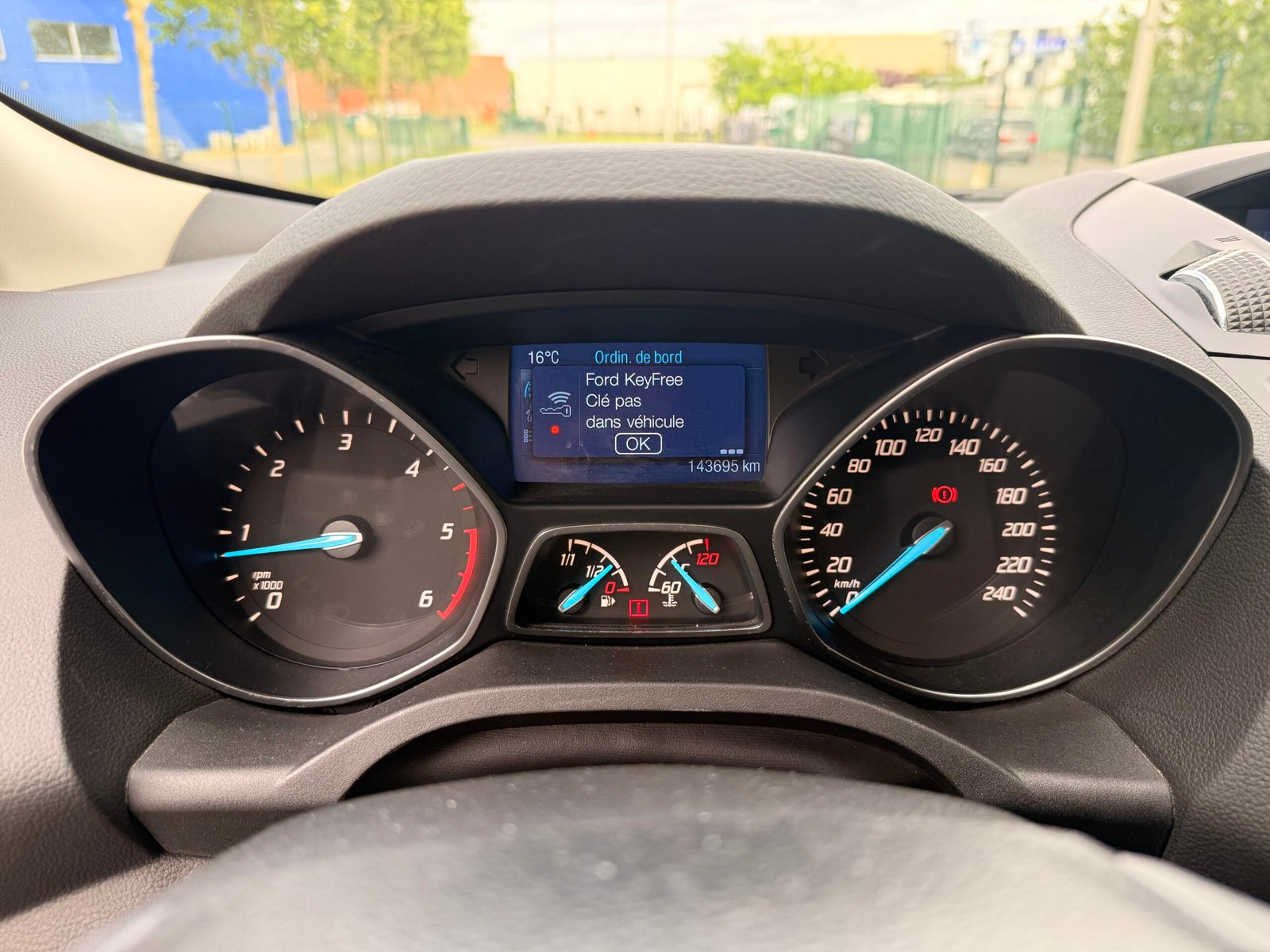 FORD Kuga II 2.0 TDCi 4×2 140 cv « Titanium »