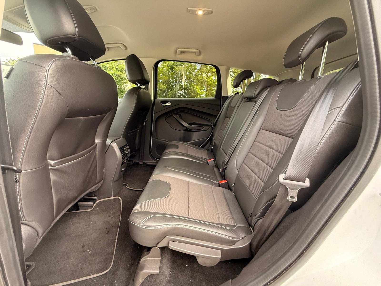 FORD Kuga II 2.0 TDCi 4×2 140 cv « Titanium »