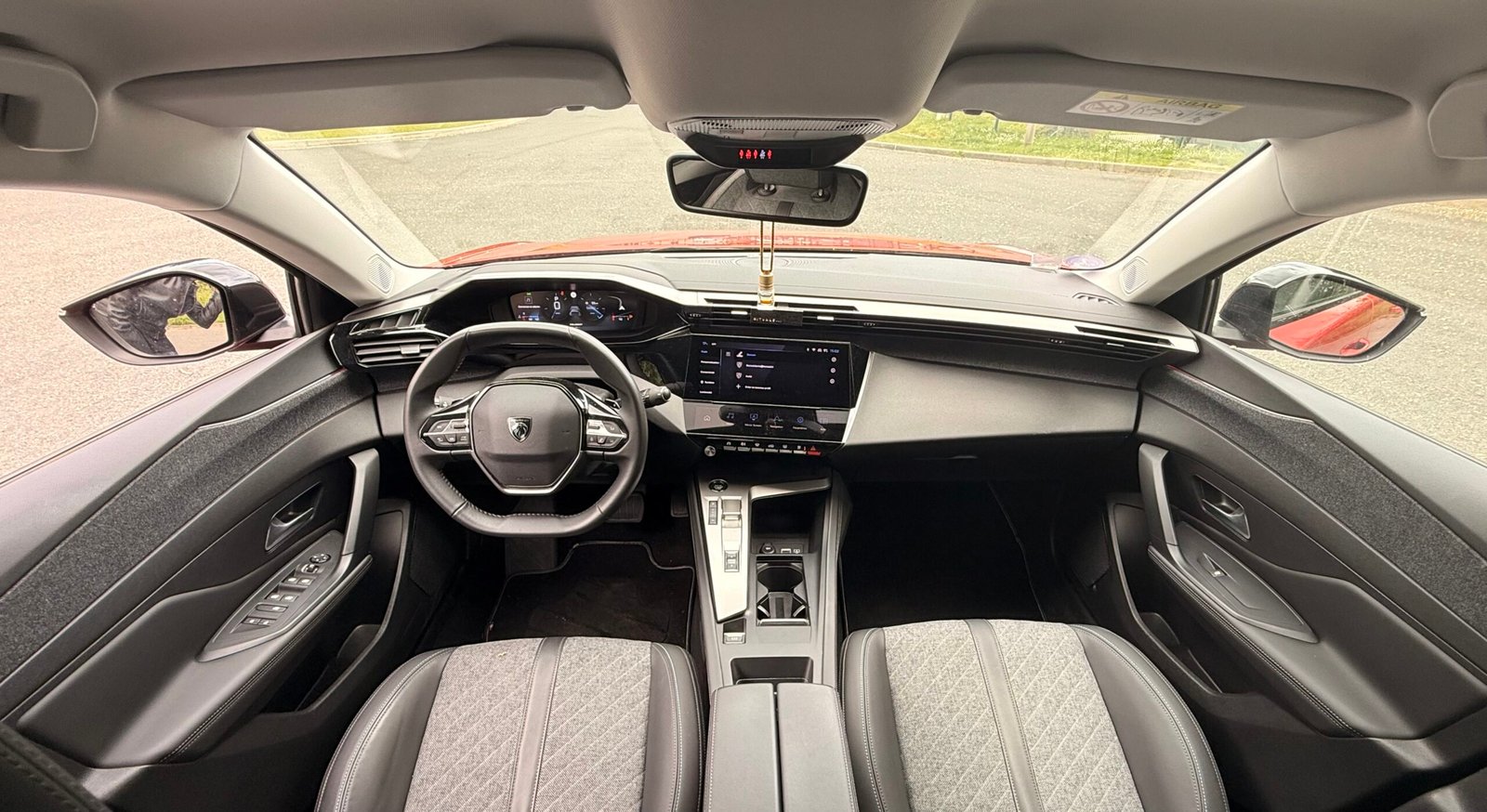 PEUGEOT 408 II 1.2 THP Puretech EAT8 S&S 131 cv Boîte auto / Allure