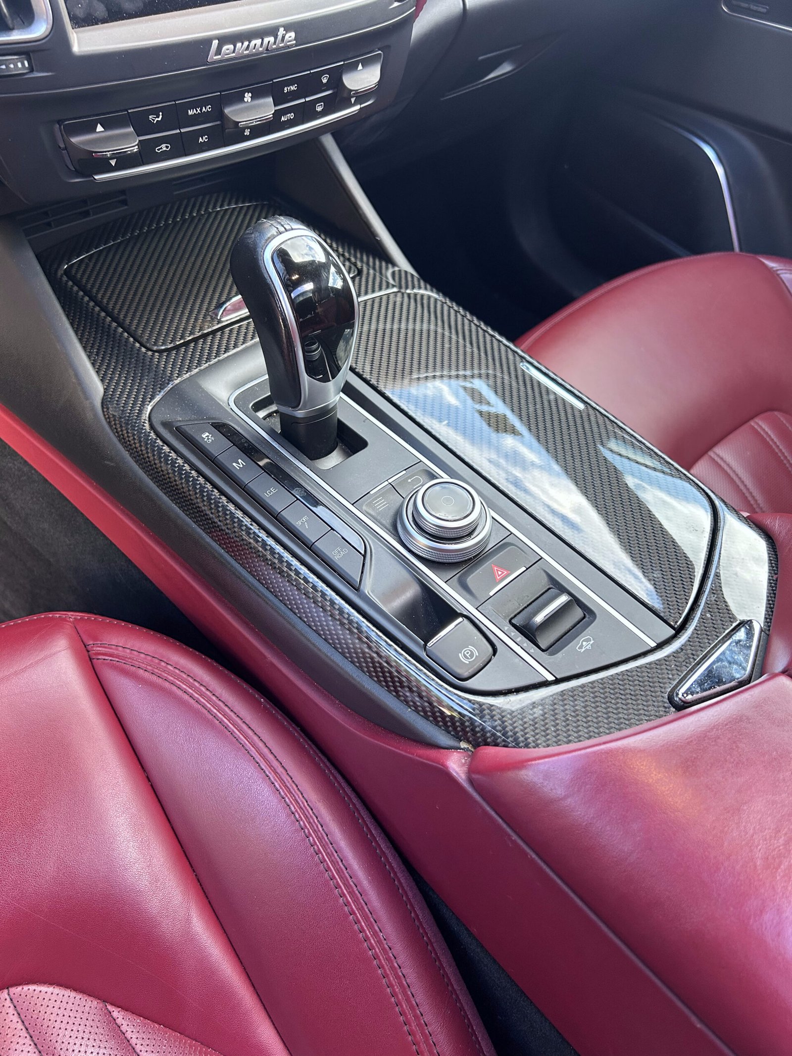 MASERATI LEVANTE 3.0 V6 275ch Diesel GRANSPORT