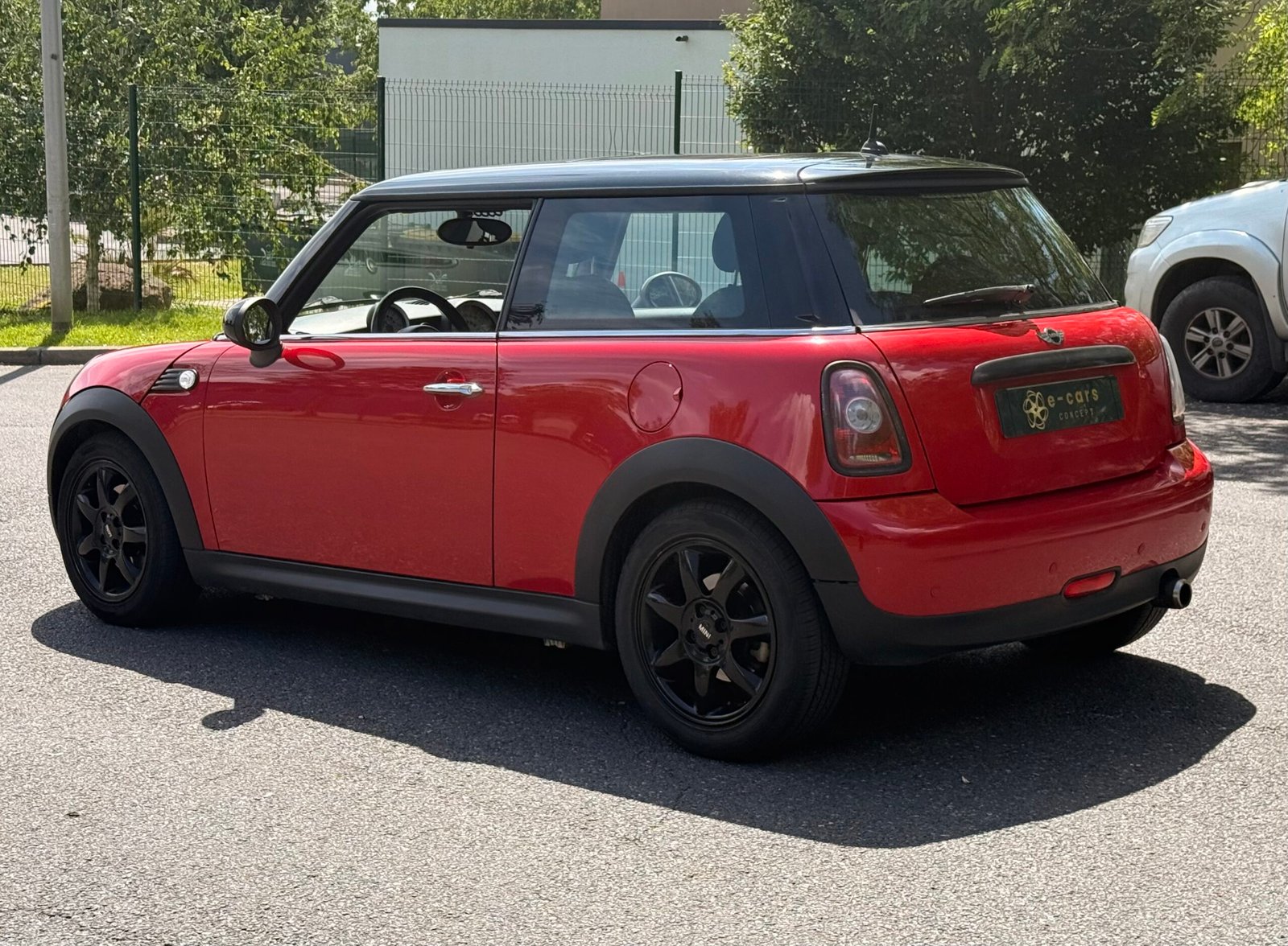 MINI MINI 2 (R56) LCI One 1.6 i 98 cv