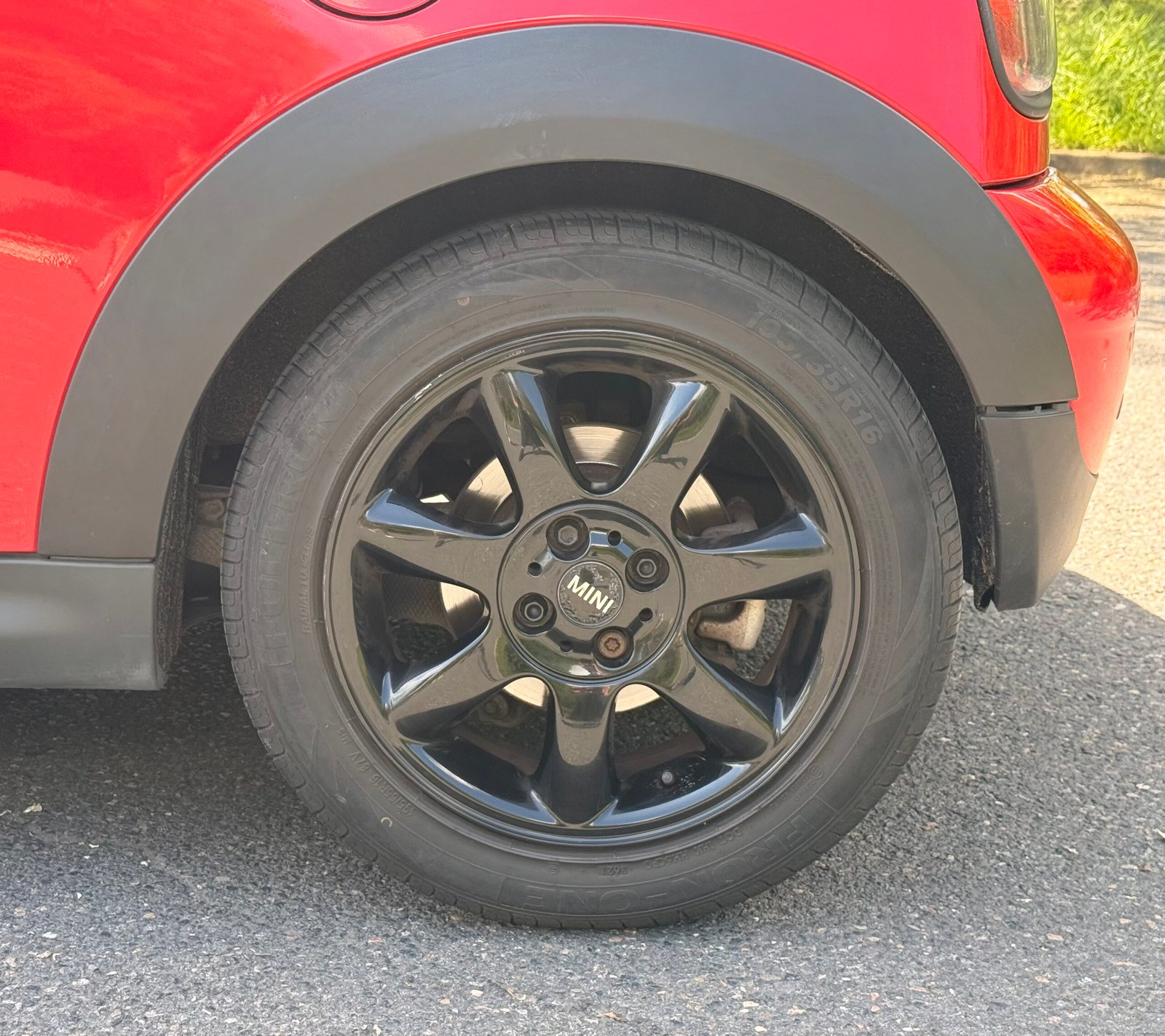 MINI MINI 2 (R56) LCI One 1.6 i 98 cv